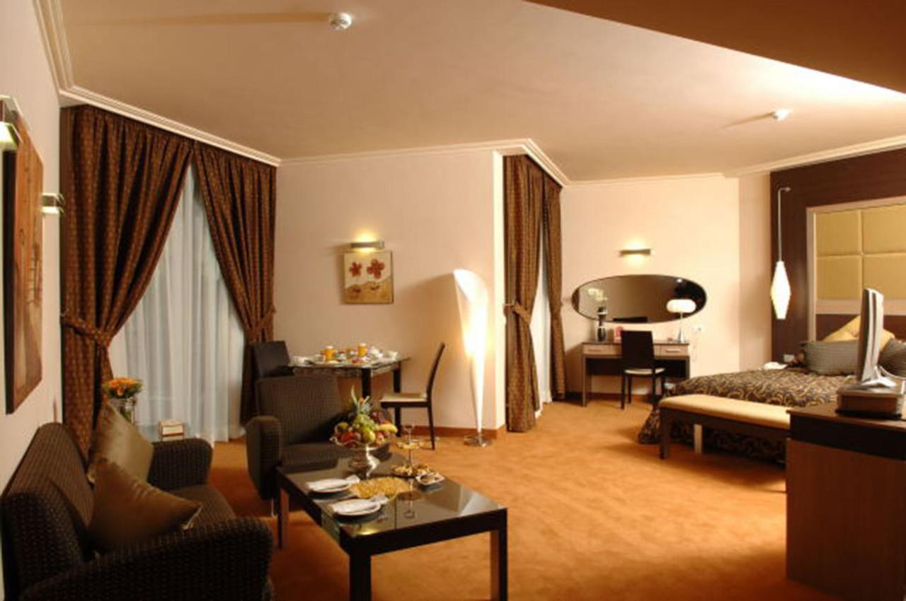 Regency Palace Hotel Jounieh Kültér fotó