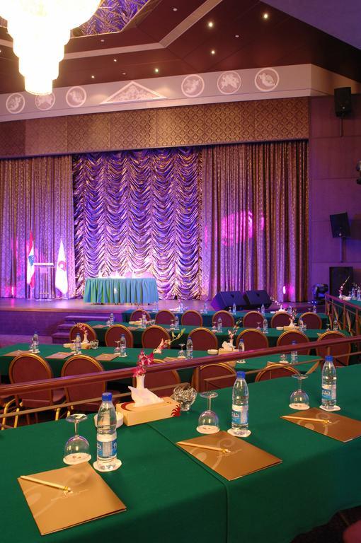 Regency Palace Hotel Jounieh Kültér fotó