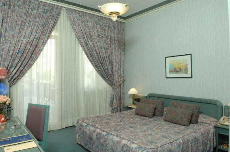 Regency Palace Hotel Jounieh Kültér fotó