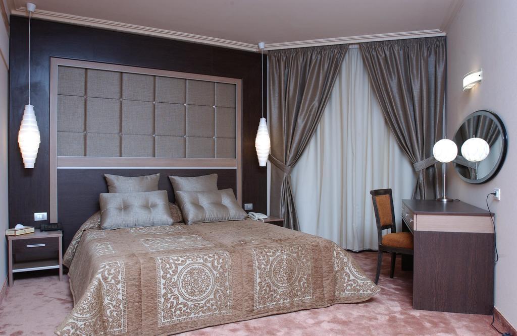 Regency Palace Hotel Jounieh Kültér fotó