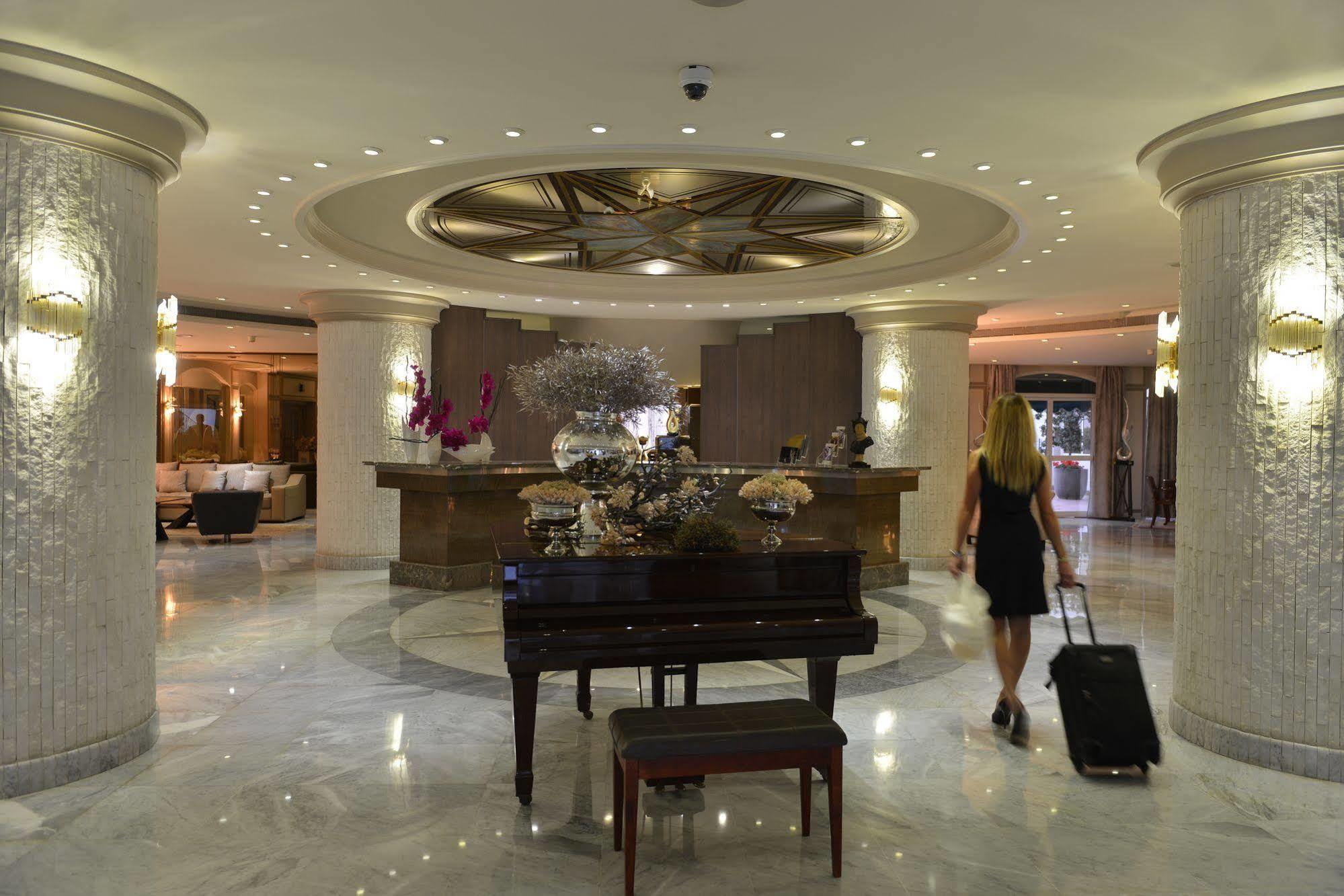 Regency Palace Hotel Jounieh Kültér fotó